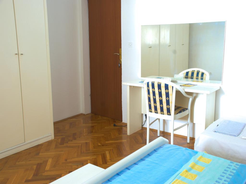 Nada Apartments 포레치 외부 사진